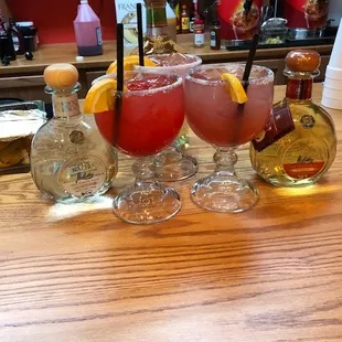 drink, oysters and mussels