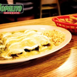 Enchiladas verdes