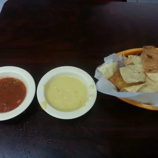 Cheese, salsa &amp;chips