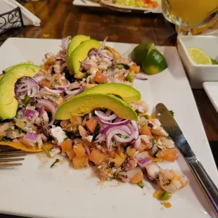 Tostadas Campechanas