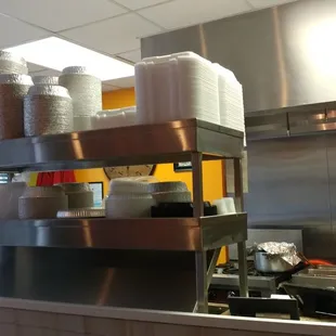 To go containers in front