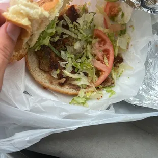 Torta de milanesa ! La más flaca y chica que comí en California !!! 10usd más 75 centavos por usar mi tarjeta de débito !!!!