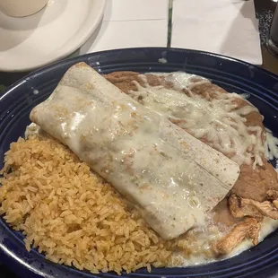 Burrito Omeca with Mixed-steak and chicken