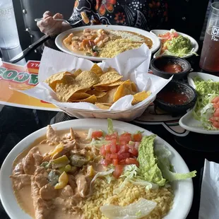 Pollo con crema (lunch portion)