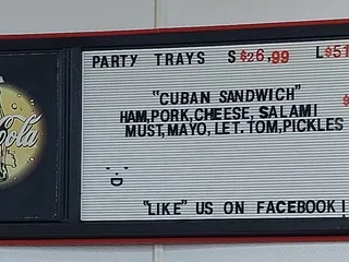 Papi's Food Market