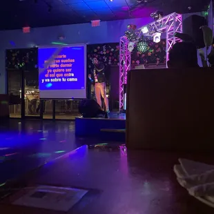 Live karaoke on a Sunday night