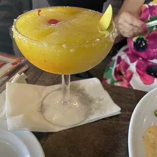 Mango frozen margarita