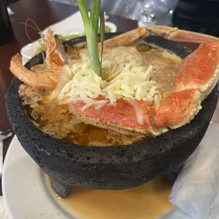 Best authentic mexican seafood place in the EastValley. Excellent service and the best micheladas! Will 100% recommend!