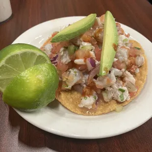 Tostada de ceviche