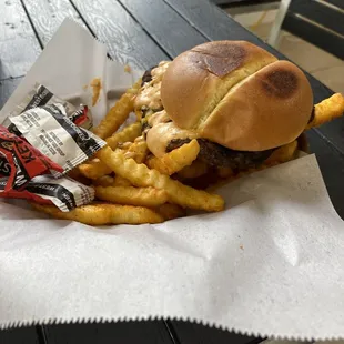 Single smash burger with fries