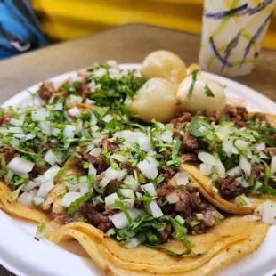 Plate of 4 different tacos