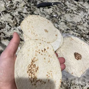 Aquí la tortilla que nisiquiera pude hacer quesadillas