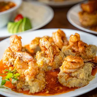 food, chicken wings and fried chicken