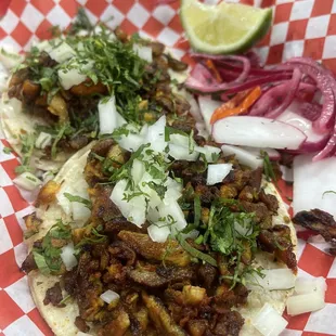 Al pastor tacos