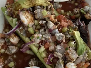 Mariscos Los 2 Plebes