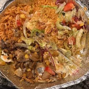 This is supposed to be Pollo Poblano.  There isn&apos;t a single pepper in the dish.  All of the food tasted old.Dissatisfied!
