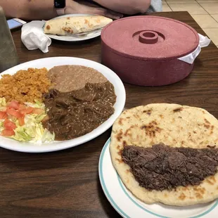 They have great carne guisada, great food at great prices but come early they are only one 6:00 am until 1:00 pm.