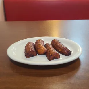 Fried plantains. Needed a dusting of powdered sugar.