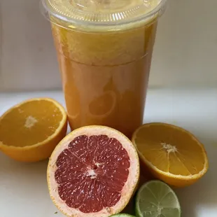 Jugos Naranja, toronja y limon/ Orange grapefruit and lime juice