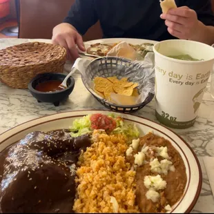 Mole, agua fresca, chile verde