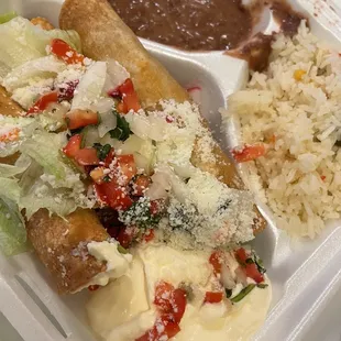 Taquitos dorados combo