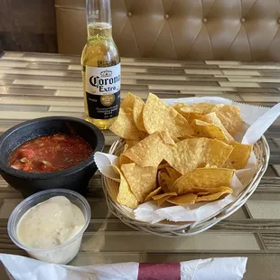 Chips and Salsa, Tostada Chicken, Fish Taco, CB beer! The White sauce is amazing on Fish Taco!