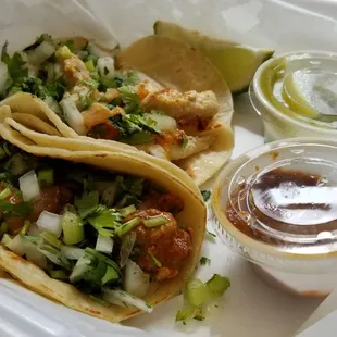 Al Pastor Taco, Pollo/Chicken Taco on corn