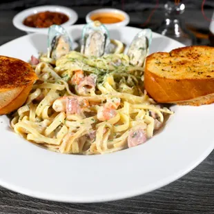 pasta, pasta dish, food