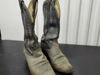 Professional Footwear Repair