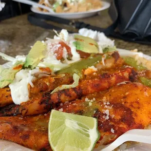 a plate of mexican food