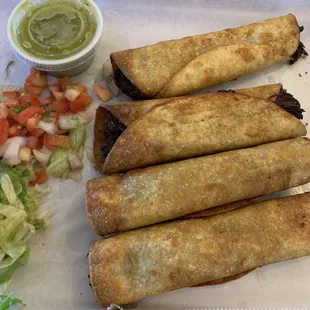 18. Flautas Mexicanas A La Carte