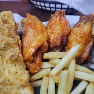Wings and cheese stick
