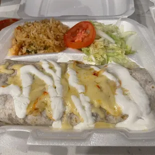 Veggie burrito with rice and guacamole