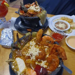 Molcajete Mixto