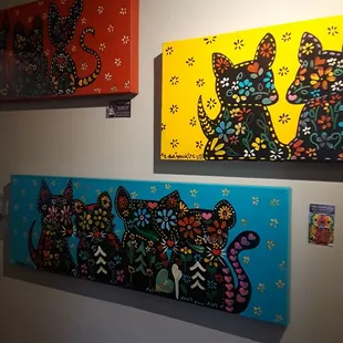 I love her paintings!