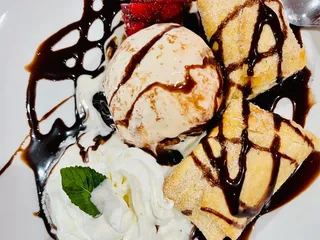 El Azteca Mexican Grill