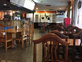 Dos Hermanos Tacos and Burrito Express