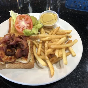 Grilled Chicken Club