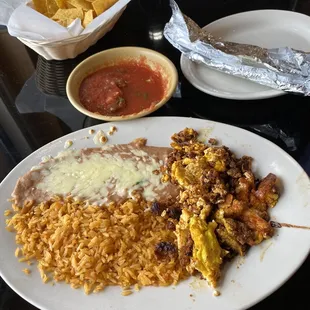 #Special No.6 Lunch Special Chorizo &amp; eggs