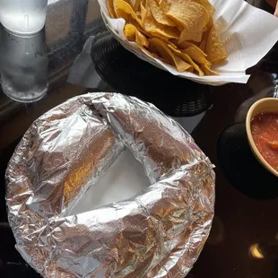 3 beef soft tacos and chips