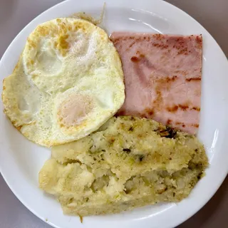 B7 Eggs & Bacon/Sausage OR Ham