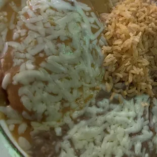 Chile relleno with mexican rice and beans