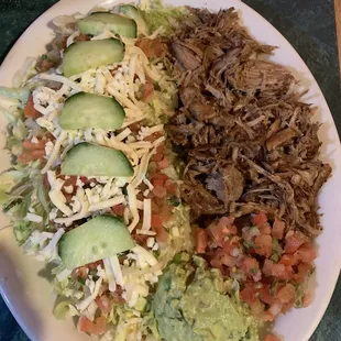 Carnitas con ensalada