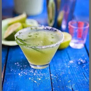 drink, oysters and mussels