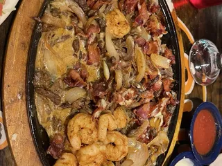 Las Cazuelas - Bixby