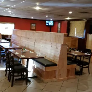 the interior of a restaurant