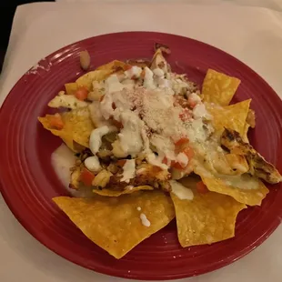 a plate of nachos