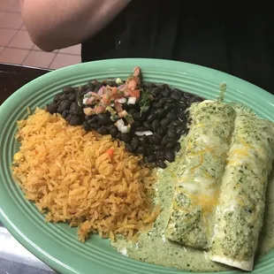 Seafood enchiladas . Just ok to be honest !