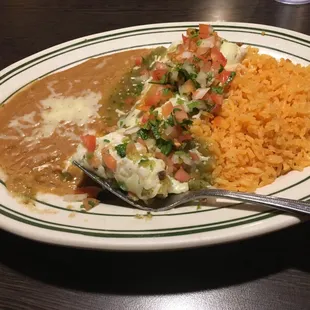 Quick lunch special Macho Burrito. Very nice to eat and very fast to get!