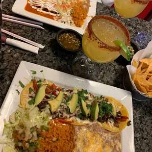 Alambre and enchiladas